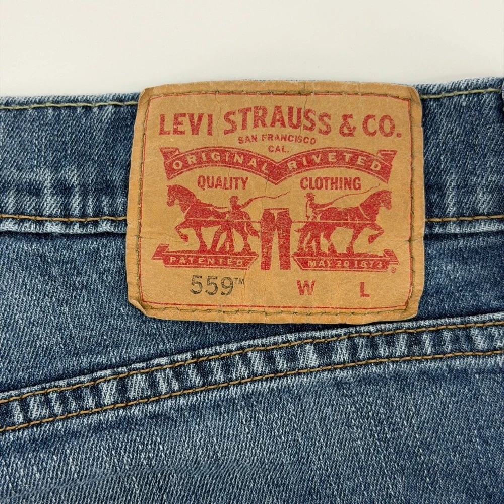 Levi's 559 Relaxed Straight Jeans Mens 36x34 Blue‎ Medium Wash Denim Casual Work